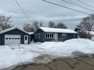 44 Winter St, Millinocket, ME 04462
