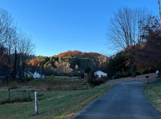 74 Century Rd, Manchester, KY 40962