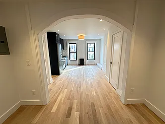 438 Putnam Avenue, #3