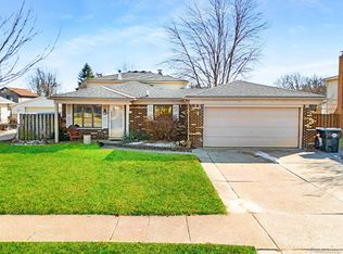22273 Collette St, Woodhaven, MI 48183