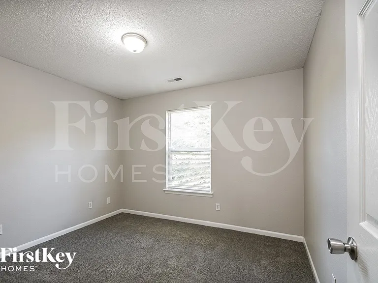 16700 Aulton Dr — Photo 12