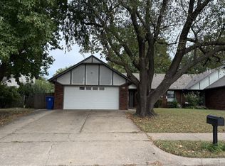 7201 S Date Pl, Broken Arrow, OK 74011