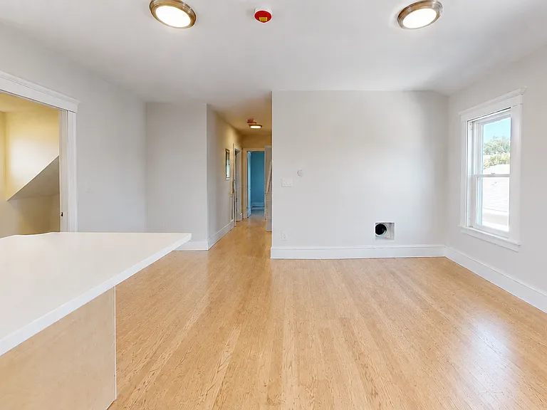 42 Curtis Ave — Photo 3