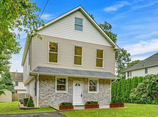 907 Brookside Ave, Ocean, NJ 07712