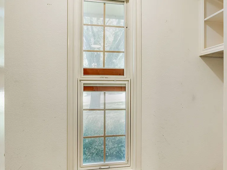355 Aspenway Dr — Photo 15