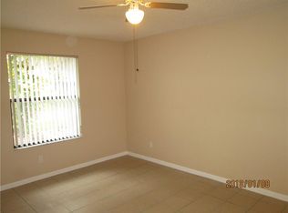 657 Belfast Ter, Sebastian, FL 32958