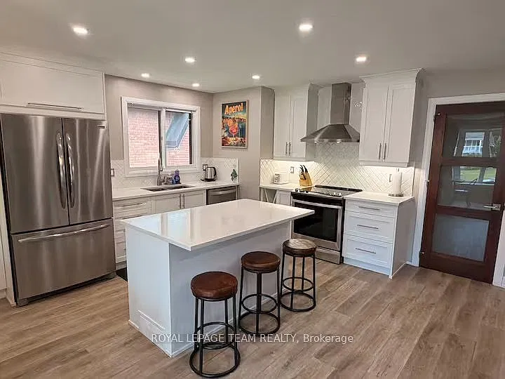 1492 Northdale St — Photo 3