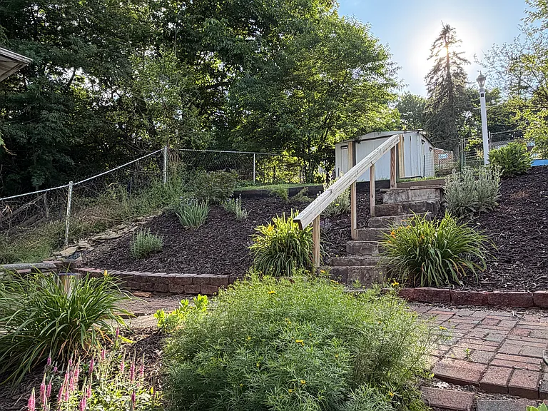 2424 Starkamp St — Photo 19