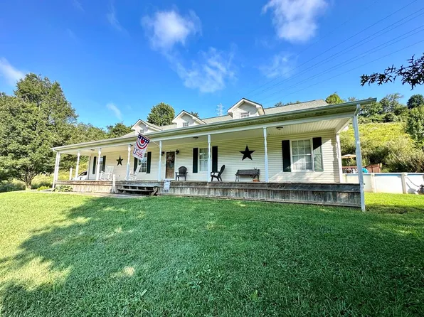 787 Buckeye Hollow Rd, Saltville, VA 24370