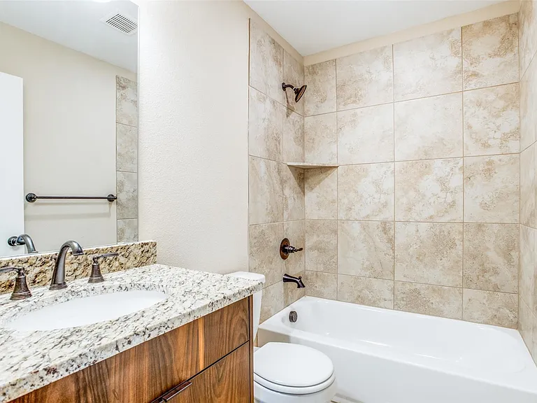 134 Canales Cir — Photo 15