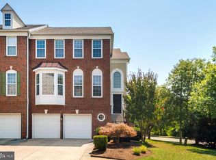 5255 Jule Star Dr, Centreville, VA 20120