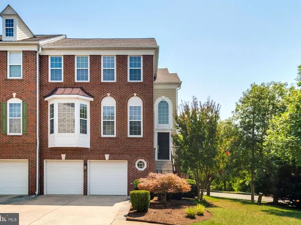 5255 Jule Star Dr, Centreville, VA 20120