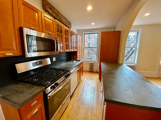 Rented by Corcoran | media 22