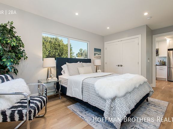 5th image of 724 Ashland Ave #1A