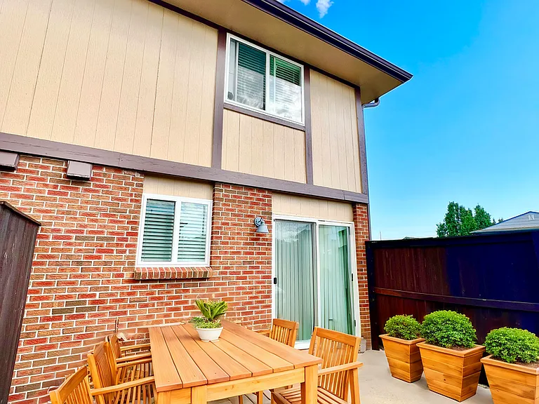 12th Lane Townhomes — Photo 4
