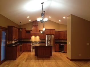 9007 100th Ave SE, Clear Lake, MN 55319