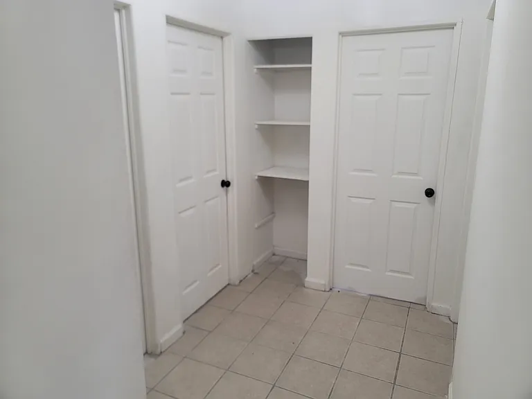 1413 Plaza Pl — Photo 9