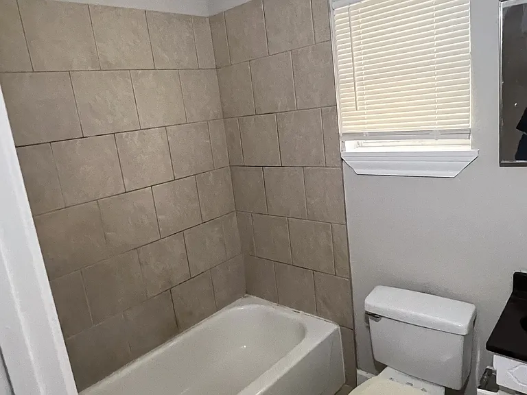 1625 Columbus Ave — Photo 8