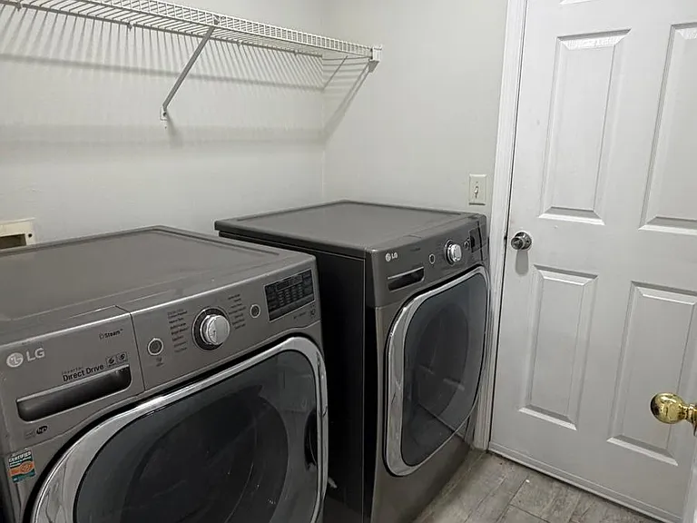 10132 Cypress Glen Pl — Photo 19