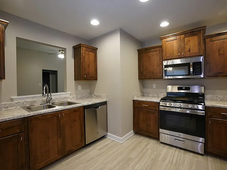 1337 Benjamin Harrison Dr — Photo 17