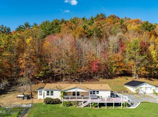 272 Hinkle Rd, Hampton, TN 37658