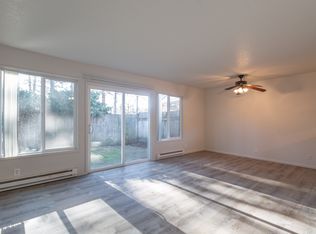 10924 NE Broadway St, Portland, OR 97220