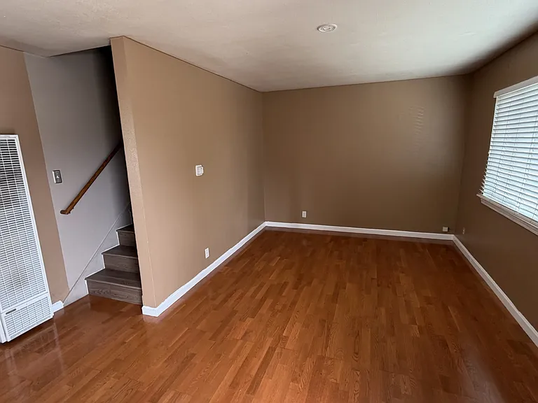 6201-6205 Bromley Ave #2 — Photo 6