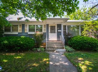 820 E 160th Pl, South Holland, IL
