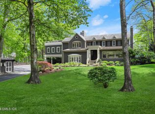 16 Horseshoe Rd, Cos Cob, CT 06807