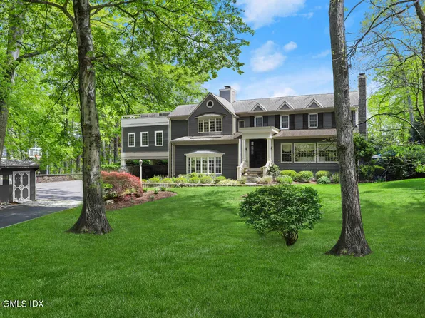 16 Horseshoe Rd, Cos Cob, CT 06807