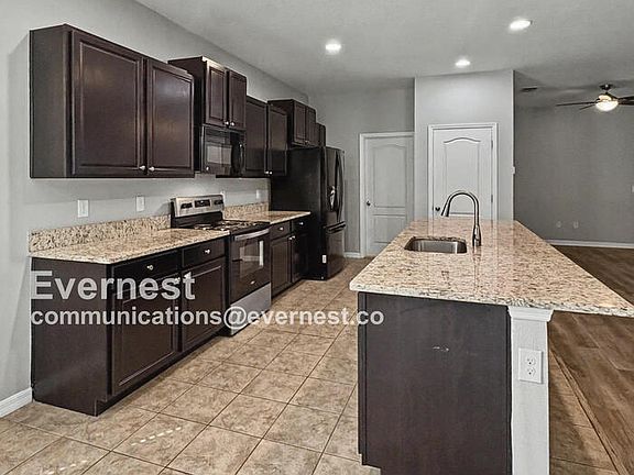 4th image of 11602 Warren Oaks Pl