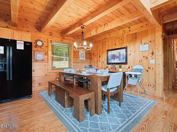 14th image of this home