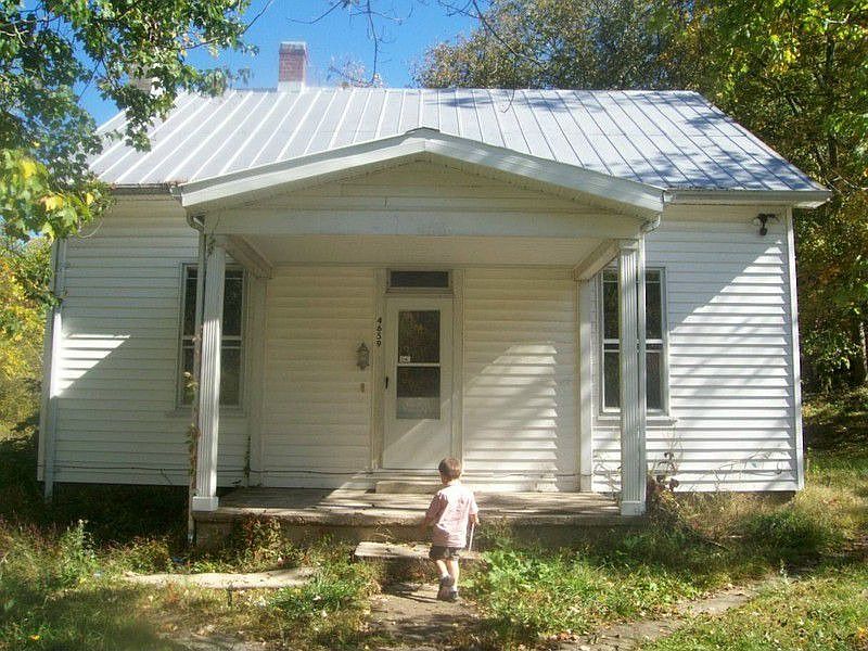 2nd image of 4659 Stony Hollow Rd