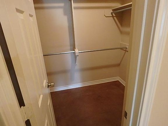 5th image of 2619 Westminster Dr