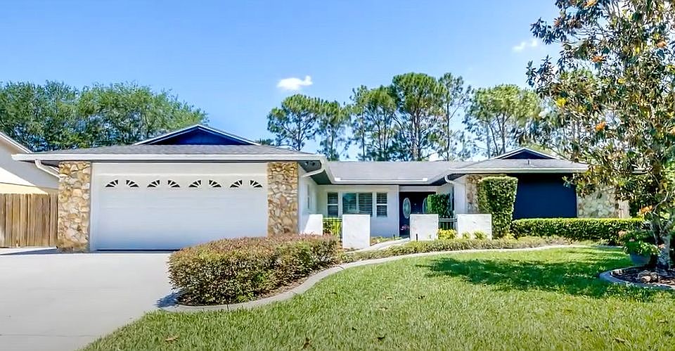 1st image of 8143 Banyan Blvd