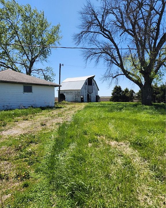 1728 State Highway 133, Kansas, IL 61933 Zillow