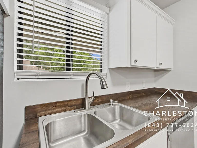 2741 Jobee Dr #5 — Photo 7