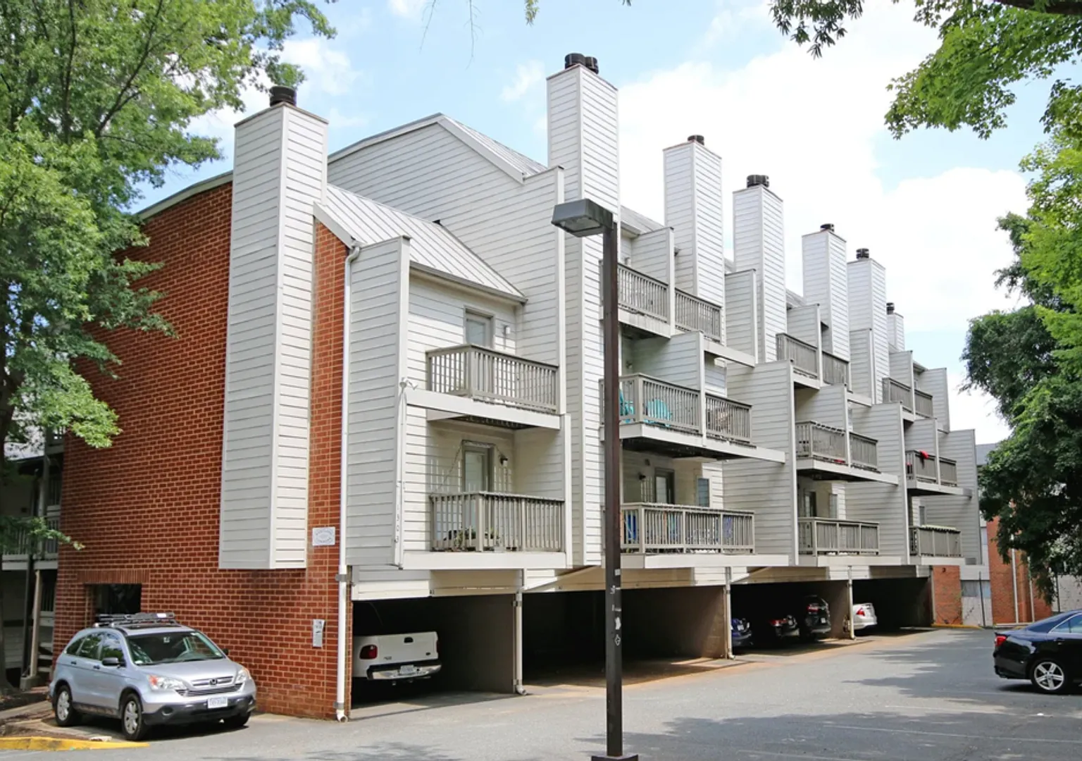 Wertland Commons — Photo 1
