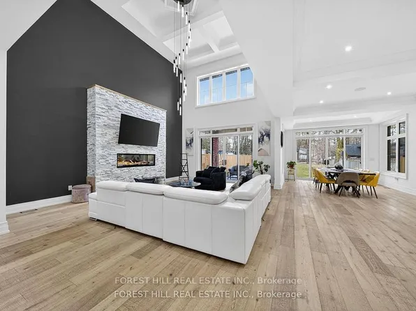 2019 Lilac Dr, Innisfil, ON L9S 1Y9