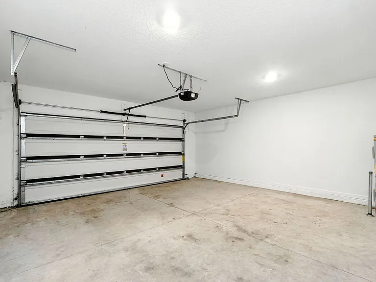 1493 Brentwood Dr — Photo 35