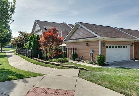 5th image of 1501 Marymount Dr