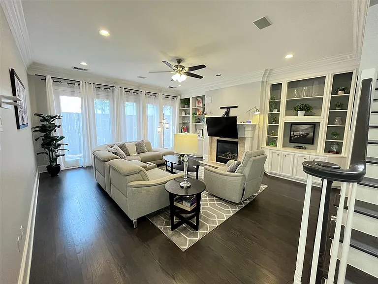 27 Lana Ln #A — Photo 11