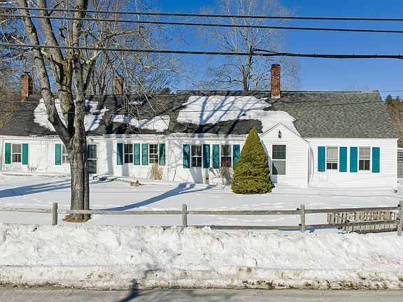 2nd image of 230 Beachwood Avenue