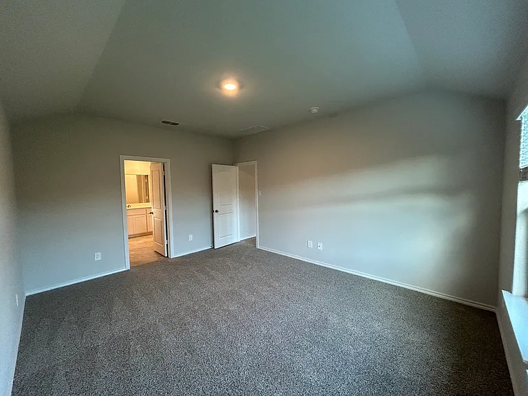 108 Piping Rock Dr — Photo 15