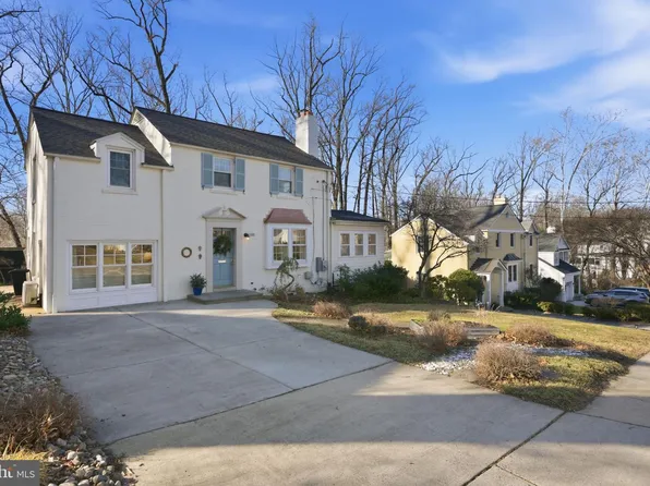 9634 Parkwood Dr, Bethesda, MD 20814