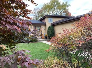 1036 S Evergreen Ave, Arlington Heights, IL 60005