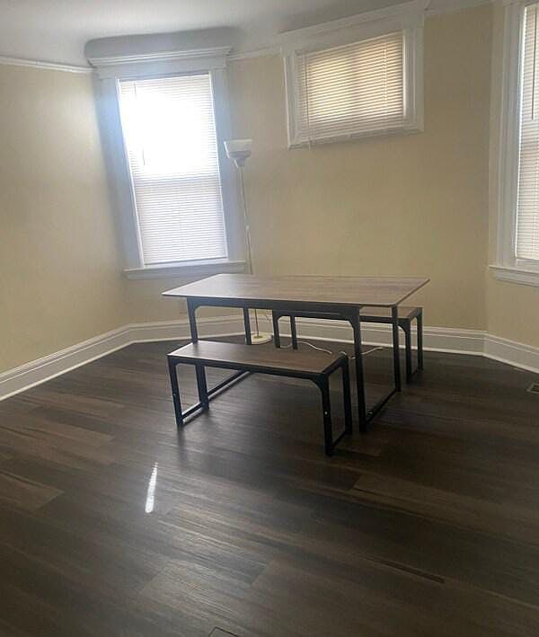 1st image of 76 Bedford St #2