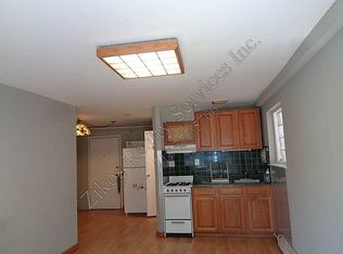 21-41 42nd St #1, Astoria, NY 11105