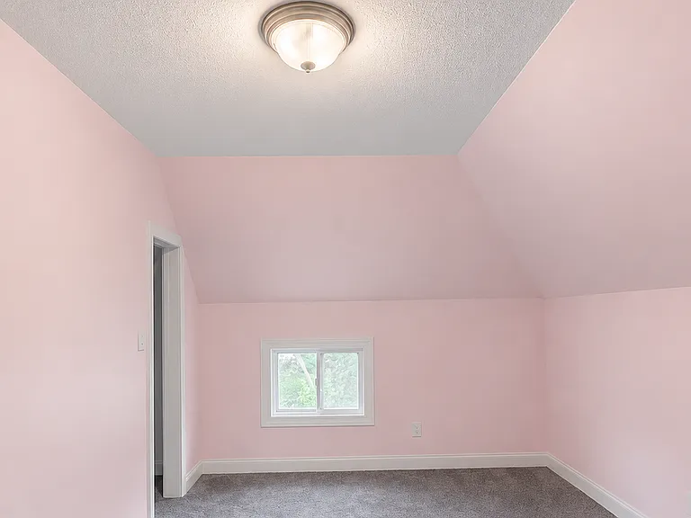 4131 Lake St — Photo 15