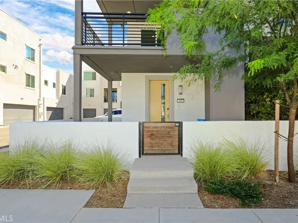112 Novel, Irvine, CA 92618
